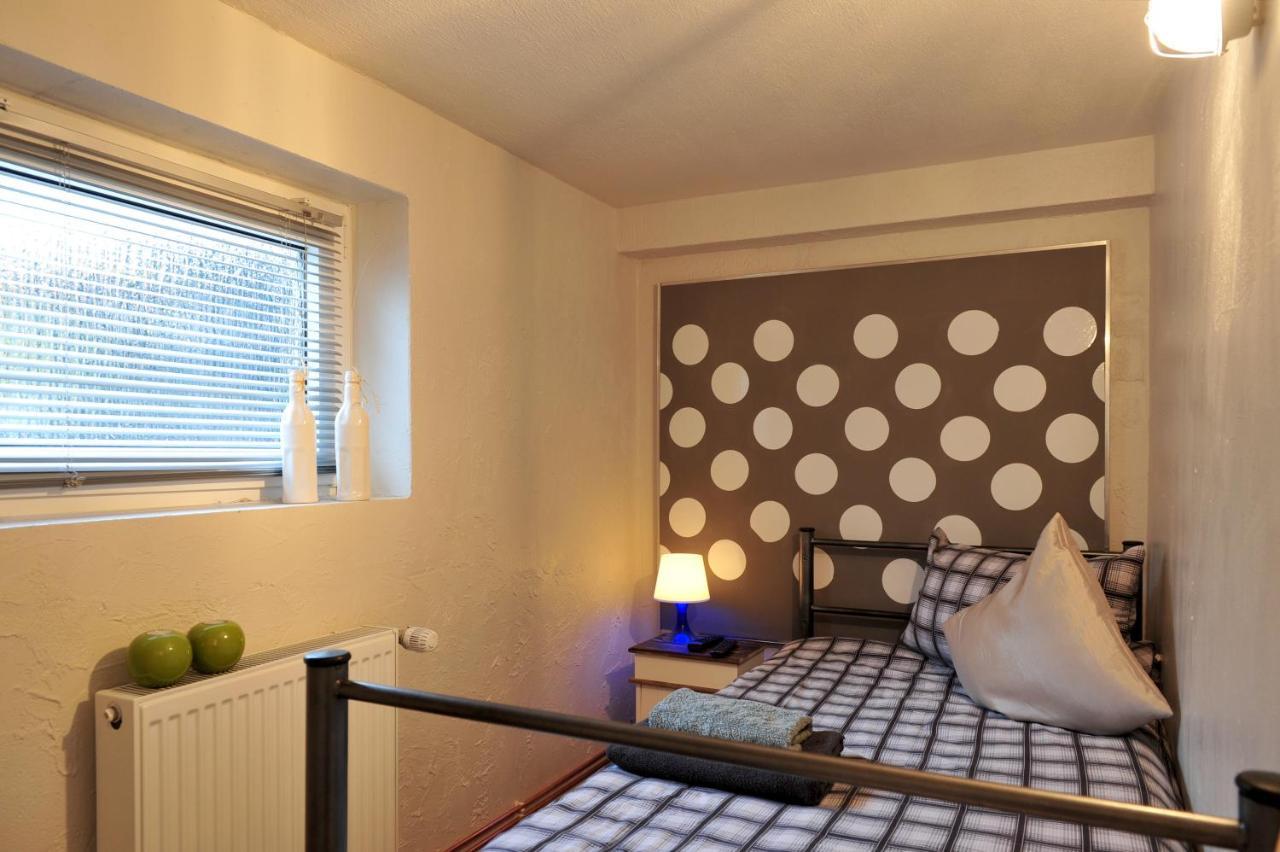 Tiny Rooms BRE Екстериор снимка